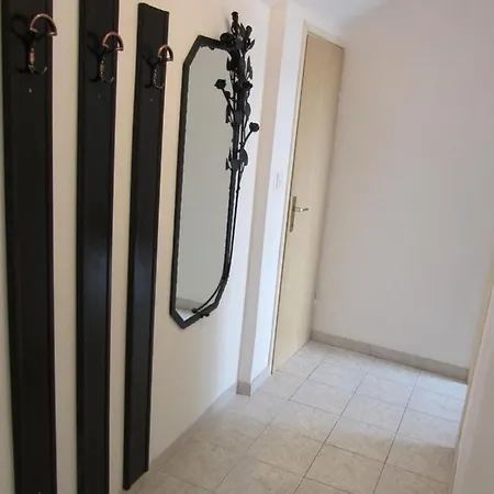 Apartment In With Balcony, Air Conditioning, Wi-fi Vodice