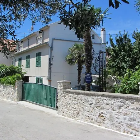 In With Balcony, Air Conditioning, Wi-fi * Vodice